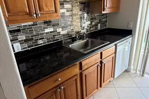 32 NE 22nd Ave, Pompano Beach, FL 33062 - Photo 7