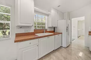 3214 Verdmont Ln, Wellington, FL 33414 - Photo 17