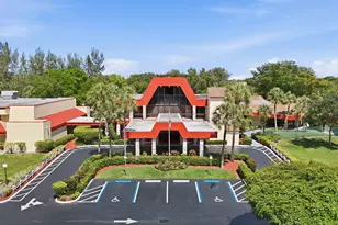 3130 Holiday Springs Blvd, Margate, FL 33063 - Photo 15