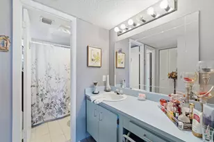 3130 Holiday Springs Blvd, Margate, FL 33063 - Photo 13