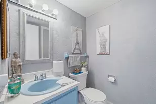 3130 Holiday Springs Blvd, Margate, FL 33063 - Photo 9