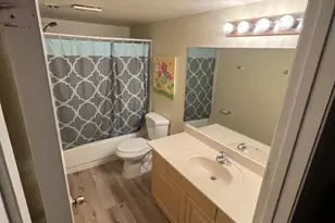 8256 NW 24th St, Coral Springs, FL 33065 - Photo 9