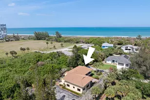 2505 Tamarind Dr, Fort Pierce, FL 34949 - Photo 3