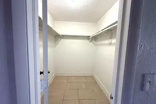 2121 Davie Blvd, Fort Lauderdale, FL 33312 - Photo 11
