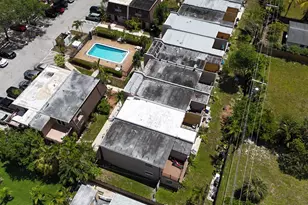 2520 Van Buren St, Hollywood, FL 33020 - Photo 15