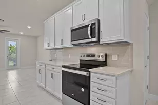 4837 Chantilly Rd, Lake Worth, FL 33467 - Photo 3