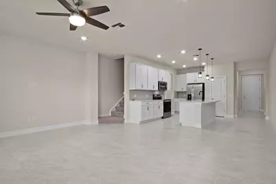 4837 Chantilly Road, Lake Worth, FL 33467 - Photo 5