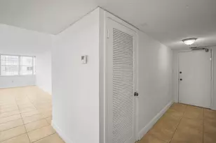 18051 Biscayne Blvd, Aventura, FL 33160 - Photo 15