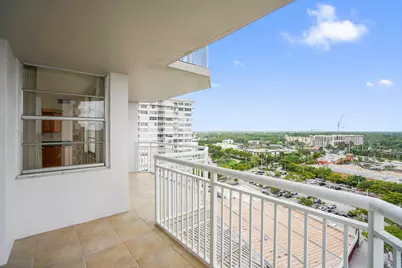 18051 Biscayne Boulevard #1504, Aventura, FL 33160 - Photo 17