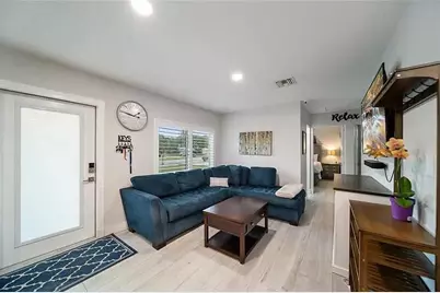 320 NE 60th Street, Oakland Park, FL 33334 - Photo 3