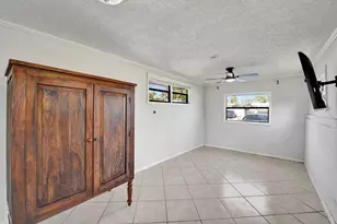 1036 NE 9th Ave, Fort Lauderdale, FL 33304 - Photo 45