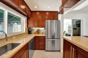 1036 NE 9th Ave, Fort Lauderdale, FL 33304 - Photo 17