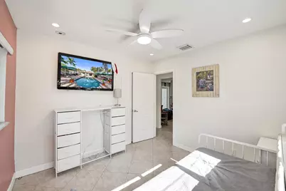 1036 NE 9th Avenue, Fort Lauderdale, FL 33304 - Photo 43