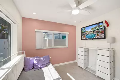 1036 NE 9th Avenue, Fort Lauderdale, FL 33304 - Photo 41