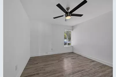 1819 W 68th Street, Hialeah, FL 33014 - Photo 17
