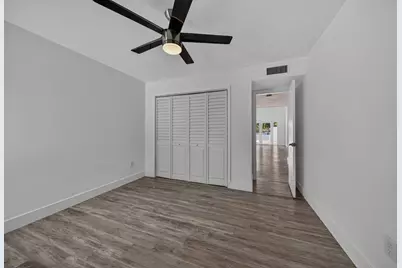 1819 W 68th Street, Hialeah, FL 33014 - Photo 15