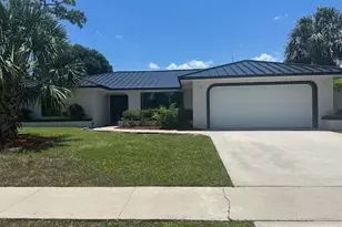 14040 Paddock Dr, Wellington, FL 33414 - Photo 1