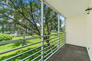68 Suffolk B, Boca Raton, FL 33434 - Photo 17