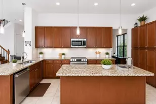 8408 NW 40th St, Cooper City, FL 33024 - Photo 3