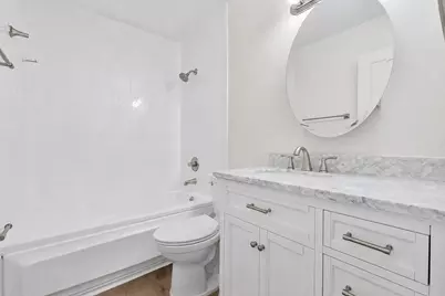 6561 Boulevard Of Champions, North Lauderdale, FL 33068 - Photo 27