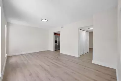 6561 Boulevard Of Champions, North Lauderdale, FL 33068 - Photo 5