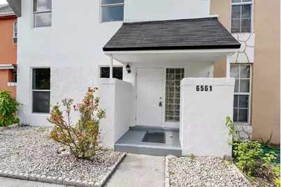 6561 Boulevard Of Champions, North Lauderdale, FL 33068 - Photo 3