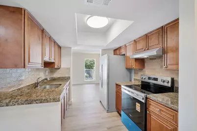 6561 Boulevard Of Champions, North Lauderdale, FL 33068 - Photo 11