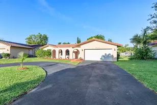 4020 NW 113th Ave, Coral Springs, FL 33065 - Photo 1