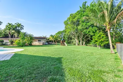 4020 NW 113th Avenue, Coral Springs, FL 33065 - Photo 39