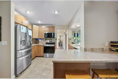 4020 NW 113th Avenue, Coral Springs, FL 33065 - Photo 17