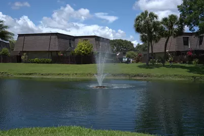 2561 NW 99th Avenue, Coral Springs, FL 33065 - Photo 33