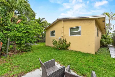 2640 NW 14th Court, Fort Lauderdale, FL 33311 - Photo 23