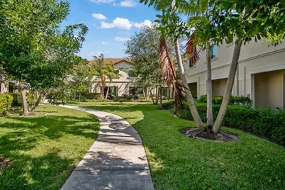 4210 N Dixie Highway #29, Oakland Park, FL 33334 - Photo 23