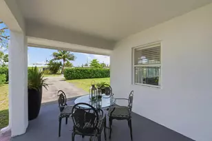 330 NE 59th Ct, Oakland Park, FL 33334 - Photo 5