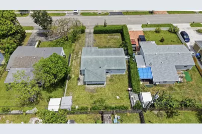 330 NE 59th Court, Oakland Park, FL 33334 - Photo 37