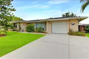 216 NE Mainsail St, Port Saint Lucie, FL 34983 - Photo 9