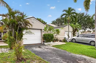 5028 NW 11th Way, Deerfield Beach, FL 33064 - Photo 3