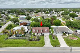 2392 SE Berkshire Blvd SE, Port Saint Lucie, FL 34952 - Photo 5