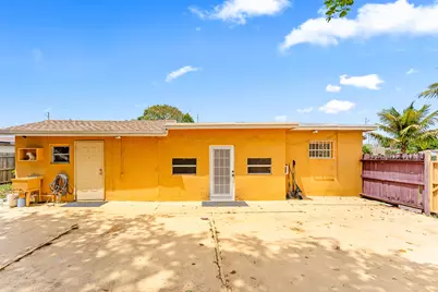 610 SW 10th Court, Deerfield Beach, FL 33441 - Photo 25