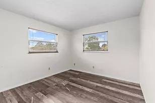 1297 SE Floresta Dr, Port Saint Lucie, FL 34983 - Photo 13