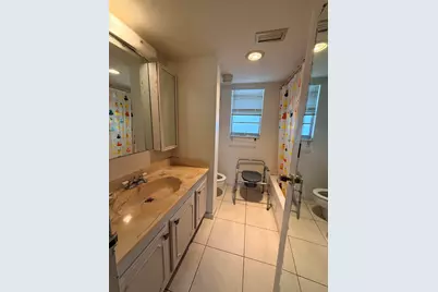 3836 Via Poinciana #306, Lake Worth, FL 33467 - Photo 11