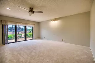 32 Glens Dr E, Boynton Beach, FL 33436 - Photo 21