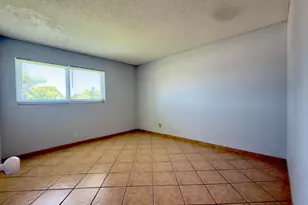 200 Bonnie Blvd, Palm Springs, FL 33461 - Photo 13