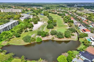 3499 Oaks Way, Pompano Beach, FL 33069 - Photo 5