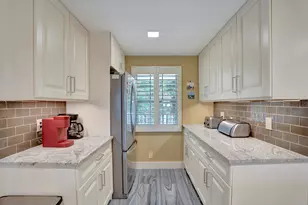 3499 Oaks Way, Pompano Beach, FL 33069 - Photo 7