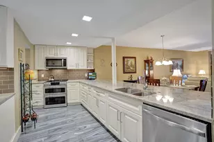 3499 Oaks Way, Pompano Beach, FL 33069 - Photo 5