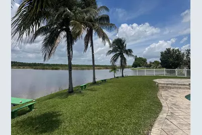 1490 NW 144th Avenue, Pembroke Pines, FL 33028 - Photo 5