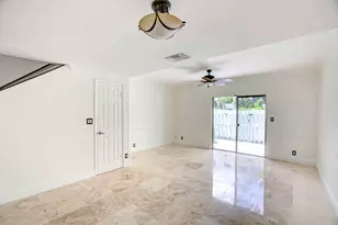 2855 NE 15th St, Pompano Beach, FL 33062 - Photo 3