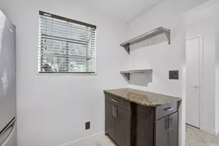 3041 N Oakland Forest Dr, Oakland Park, FL 33309 - Photo 5