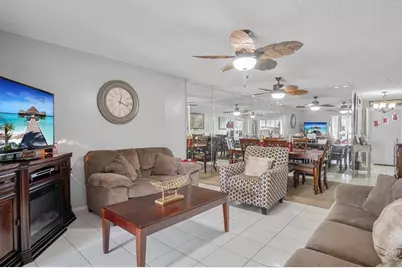 5800 W Fernley Dr Drive W #40, Greenacres, FL 33415 - Photo 15